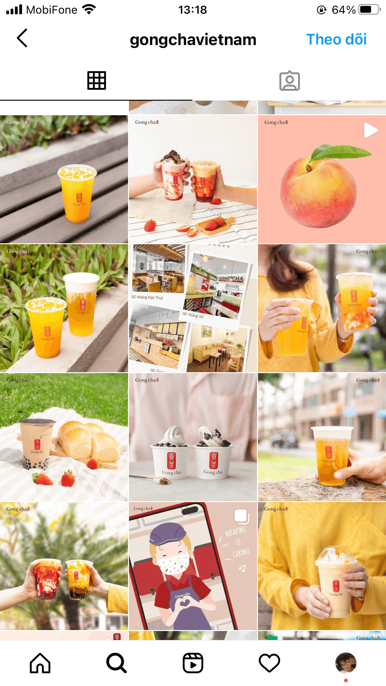 The pastel palette makes the brand Instagram feed looks cheerful 