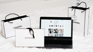 7 brilliant tips to sell more on Instagram in 2020.
