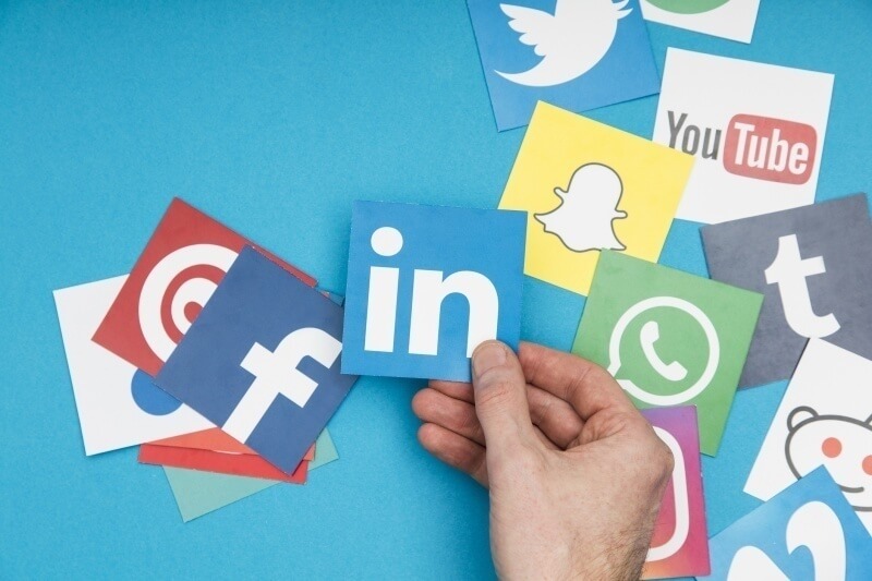 Identify your brands on social media platforms to get customers’ trusts